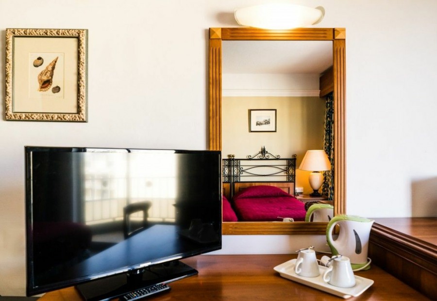 TOPAZ HOTEL 3*, Буджиба