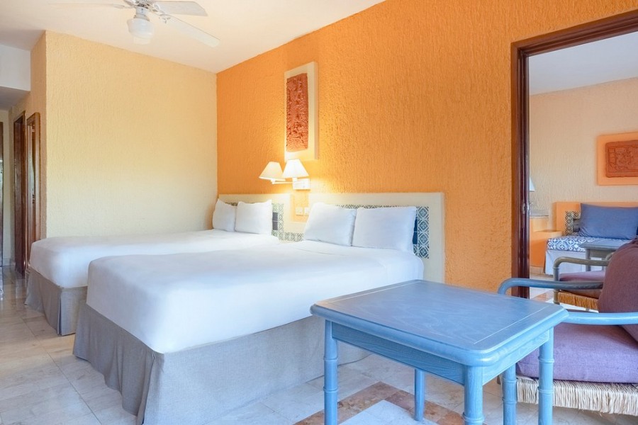 Iberostar Waves Tuc&#225;n 5*